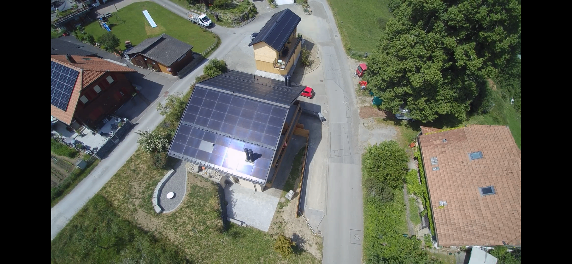 Luftbild des Weilers Rüschegg Heubach