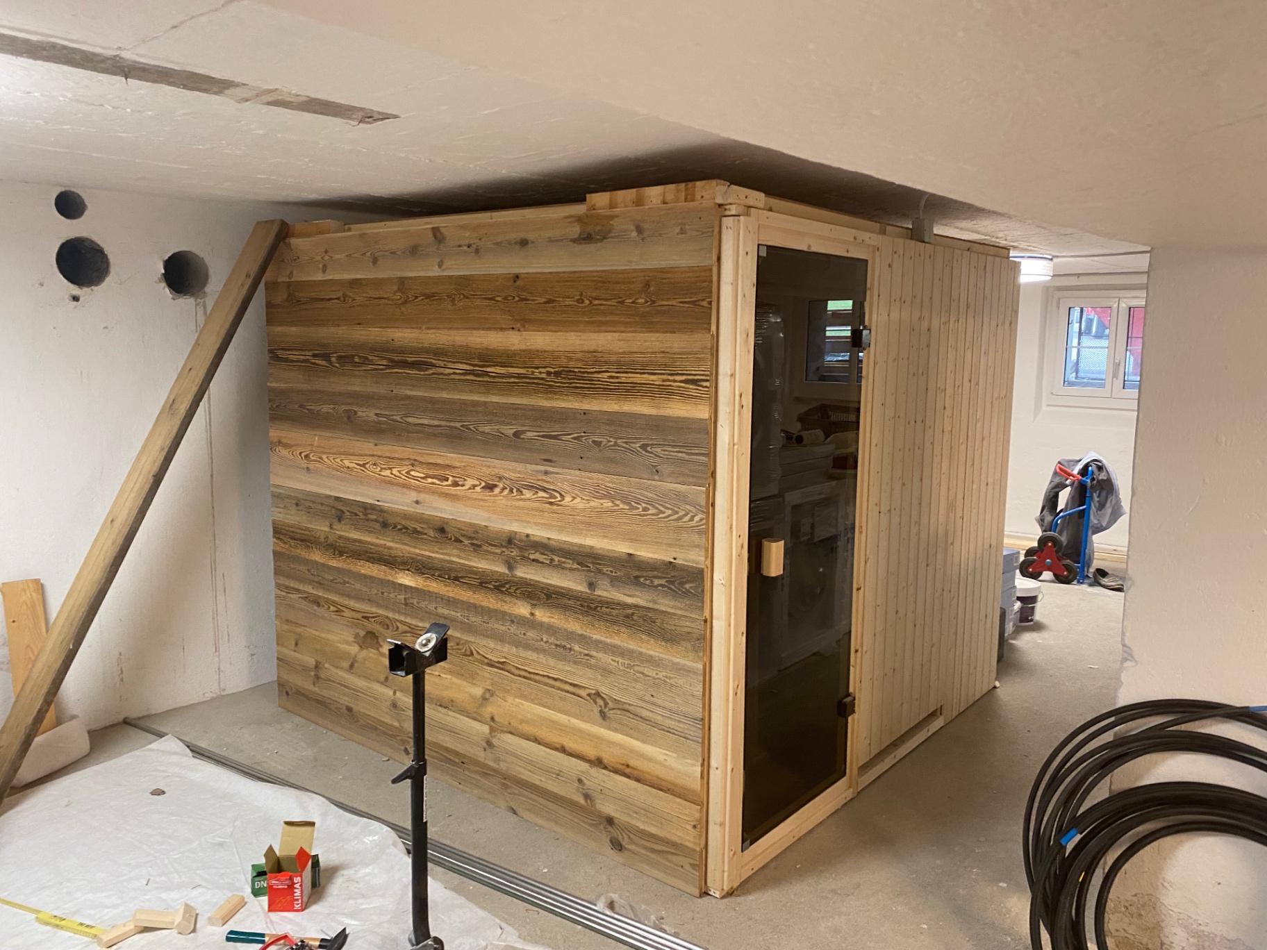 Sauna mit Altholzverkleidung
